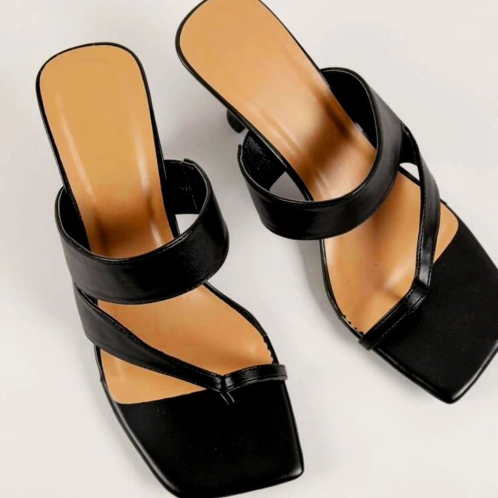 Black Kitten Heels